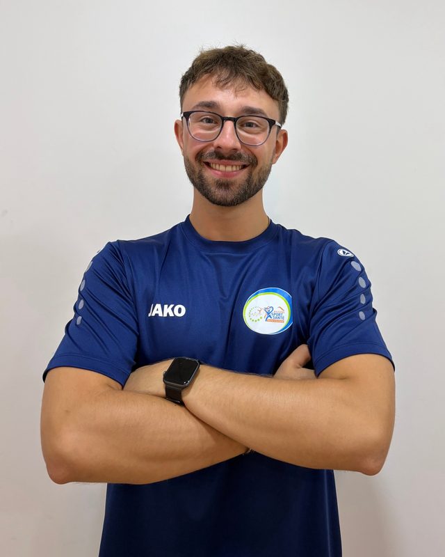 Léo Weltzer, enseignant en activité physique adaptée et fondateur de Moovalys